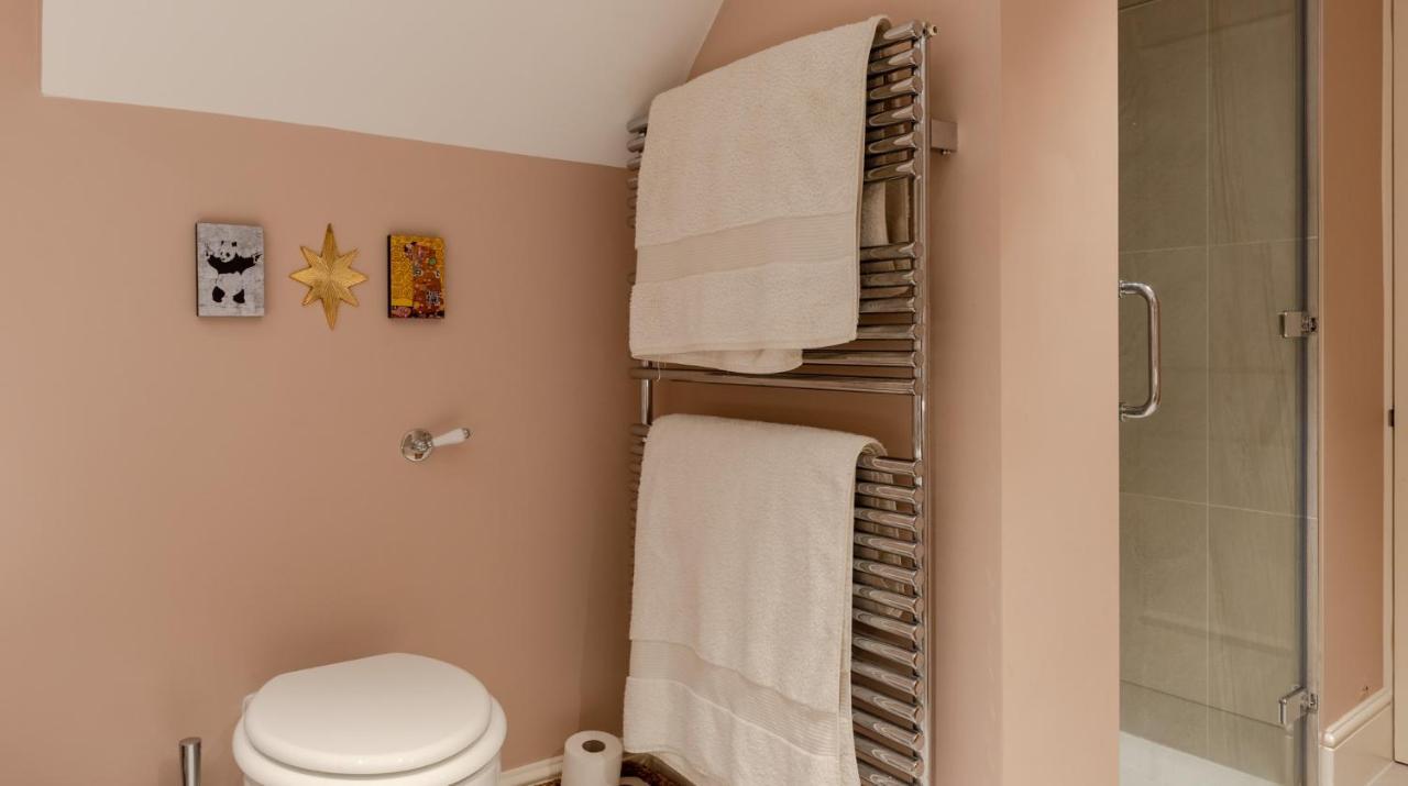 Joivy Elegant 3-bed Flat With Private Garden In Notting Hill, West Londres